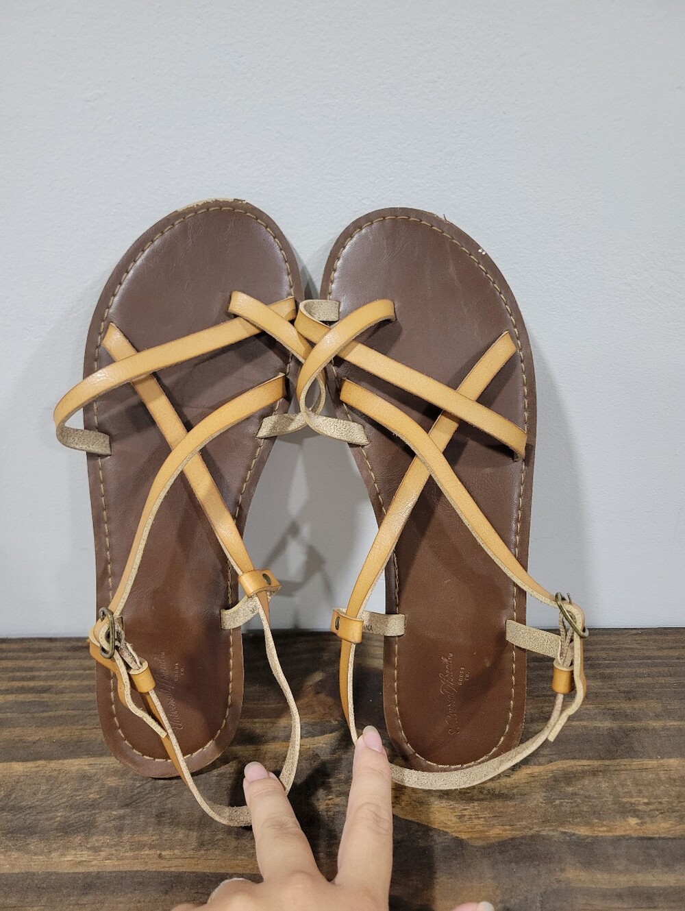 Universal Threads Sandals